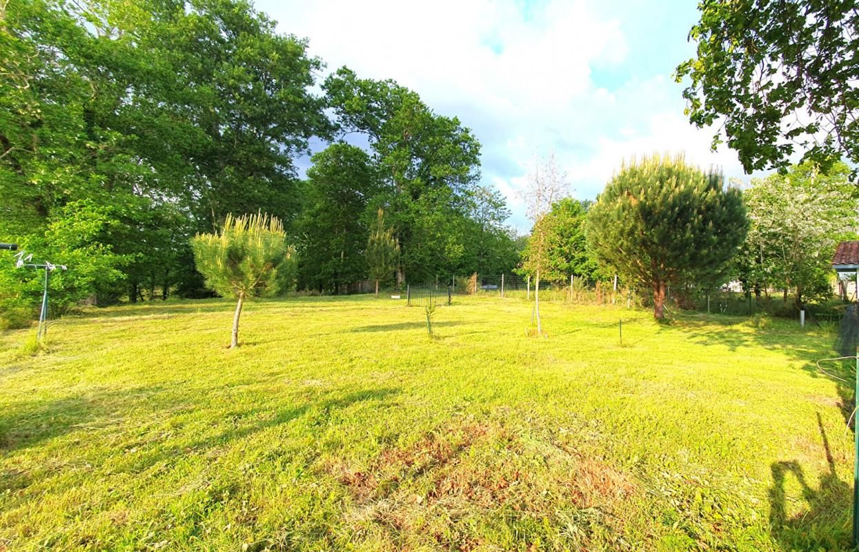 Rare, beau terrain constructible
