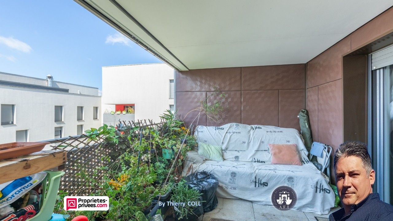 VENISSIEUX Appartement Vénissieux Duplex 5 pièce(s) 127.23 m2 2