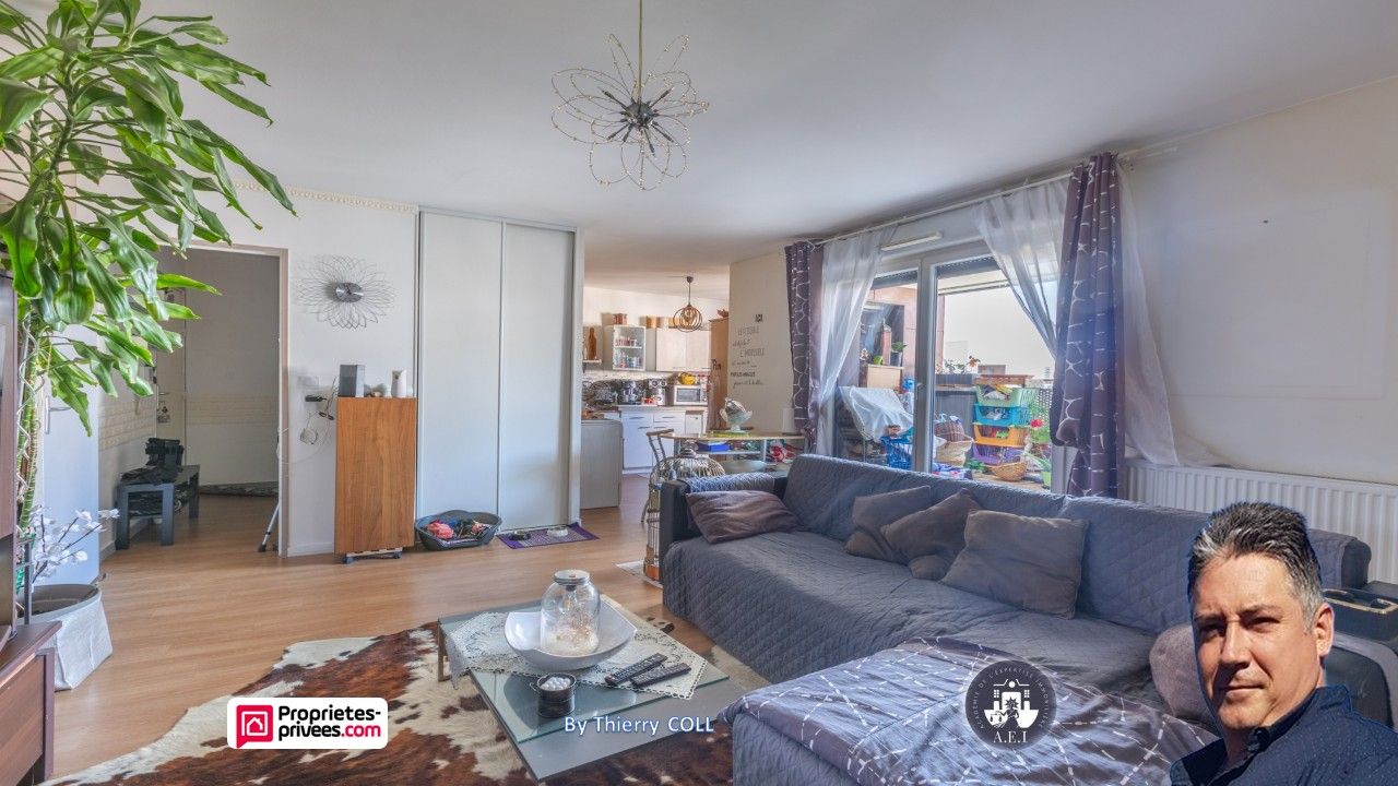 VENISSIEUX Appartement Vénissieux Duplex 5 pièce(s) 127.23 m2 4