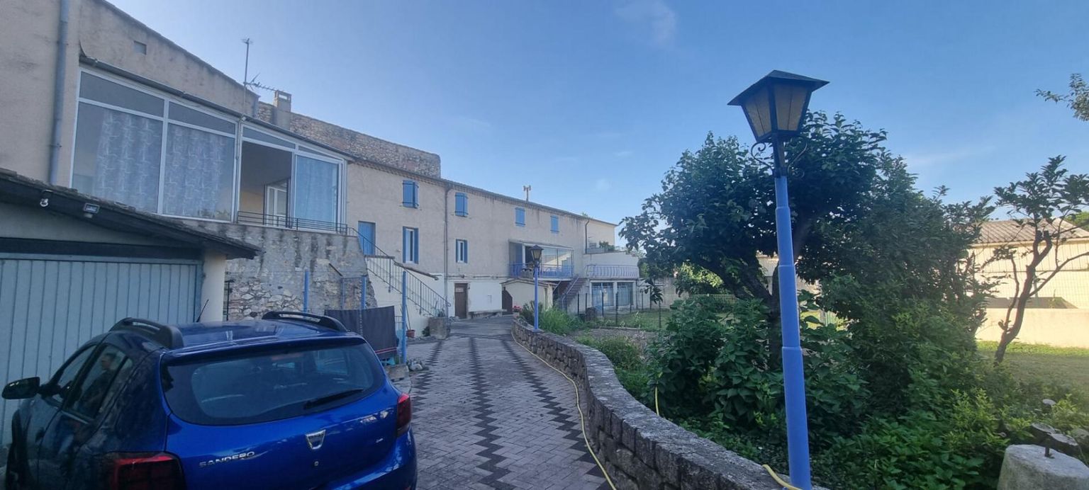 ROCHEMAURE Maison Rochemaure 2