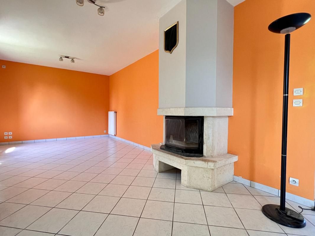 PLESSE Maison Plessé - 4 chambres - 2 garages 3
