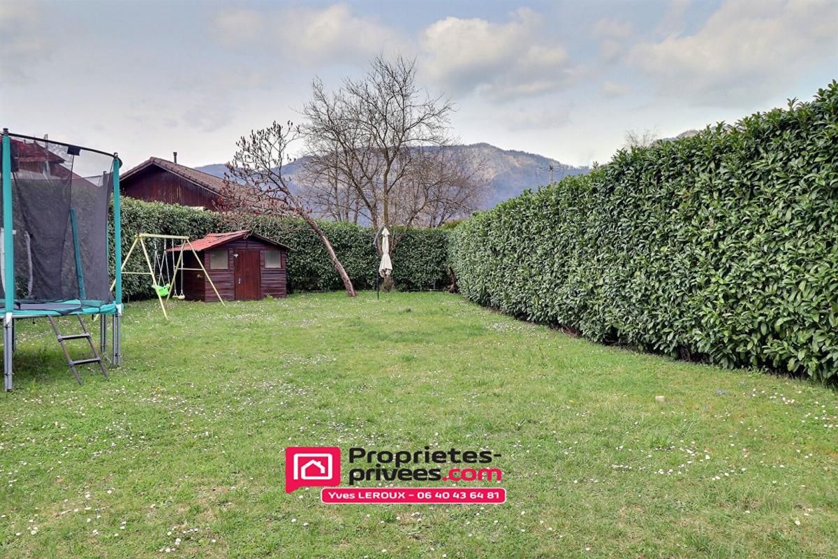 SAINT-PIERRE-EN-FAUCIGNY Terrain Saint Pierre en Faucigny 430 m2 1