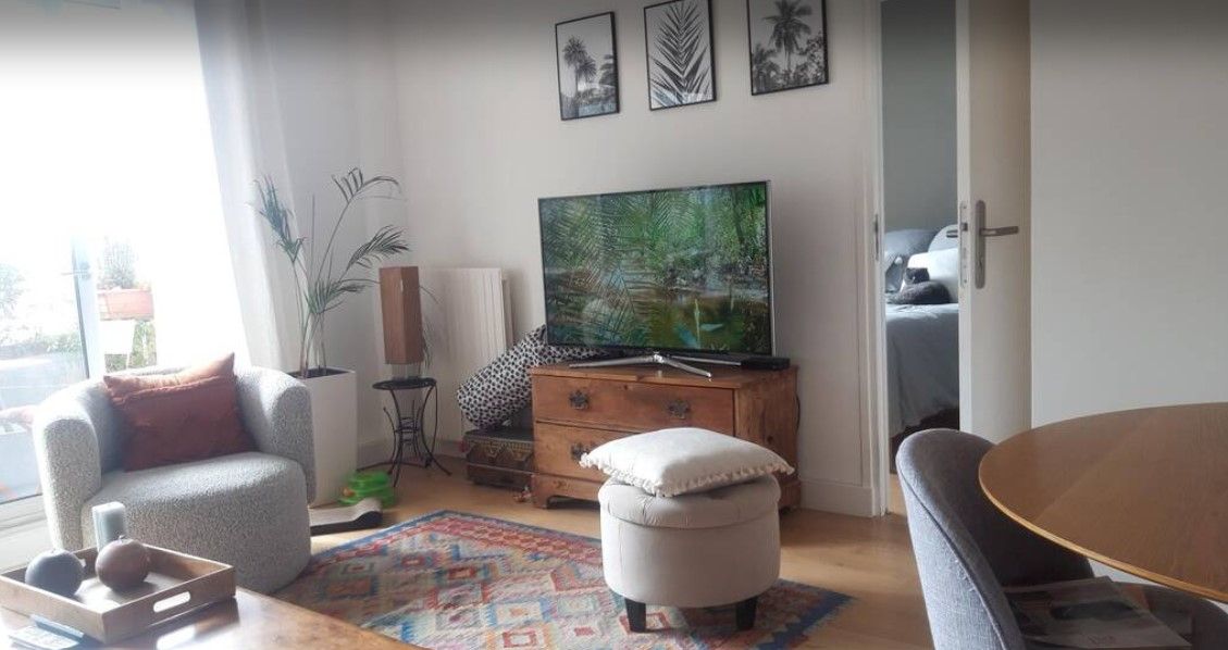 NOGENT-SUR-MARNE Appartement Nogent Sur Marne 3 pièces et balcon 2
