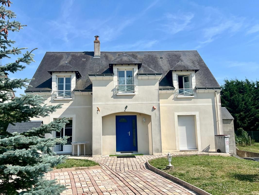 NAVEIL MAISON 4 CHAMBRES GARE TGV 10MN 1