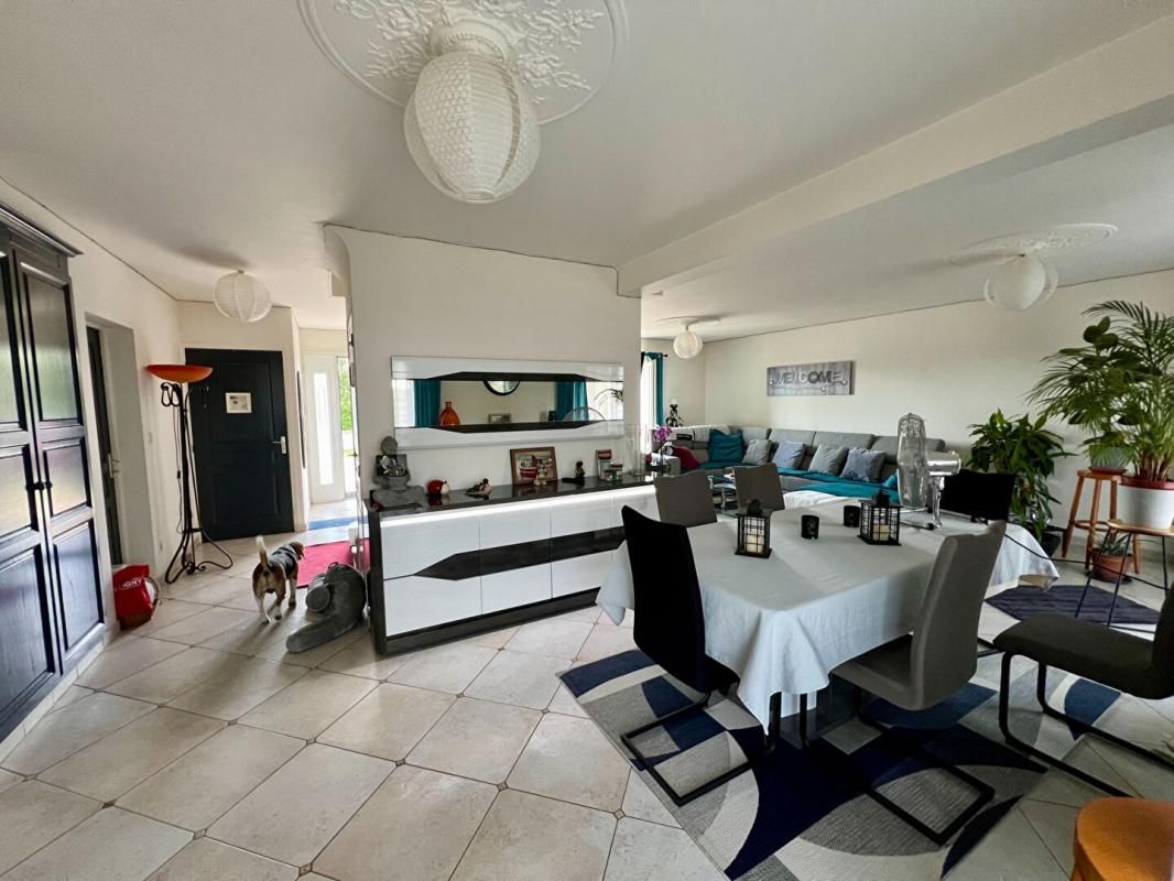 NAVEIL MAISON 4 CHAMBRES GARE TGV 10MN 4