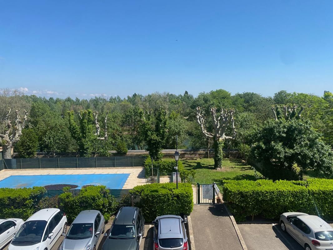 SERIGNAN Appartement type 2 lumineux 4