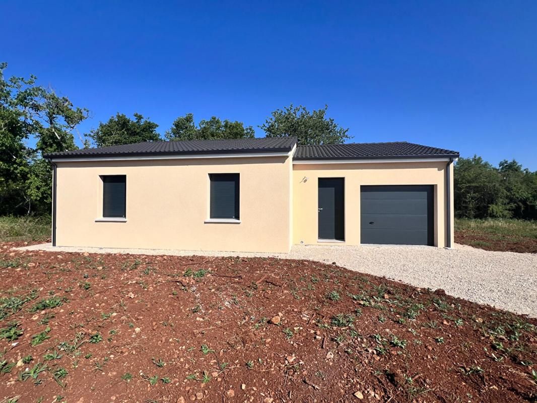 Maison Château Larcher 5 pièces 87.23 m2