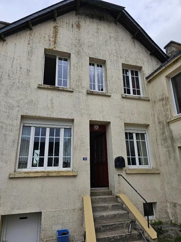 Charmante maison au coeur du bourg de Seglien