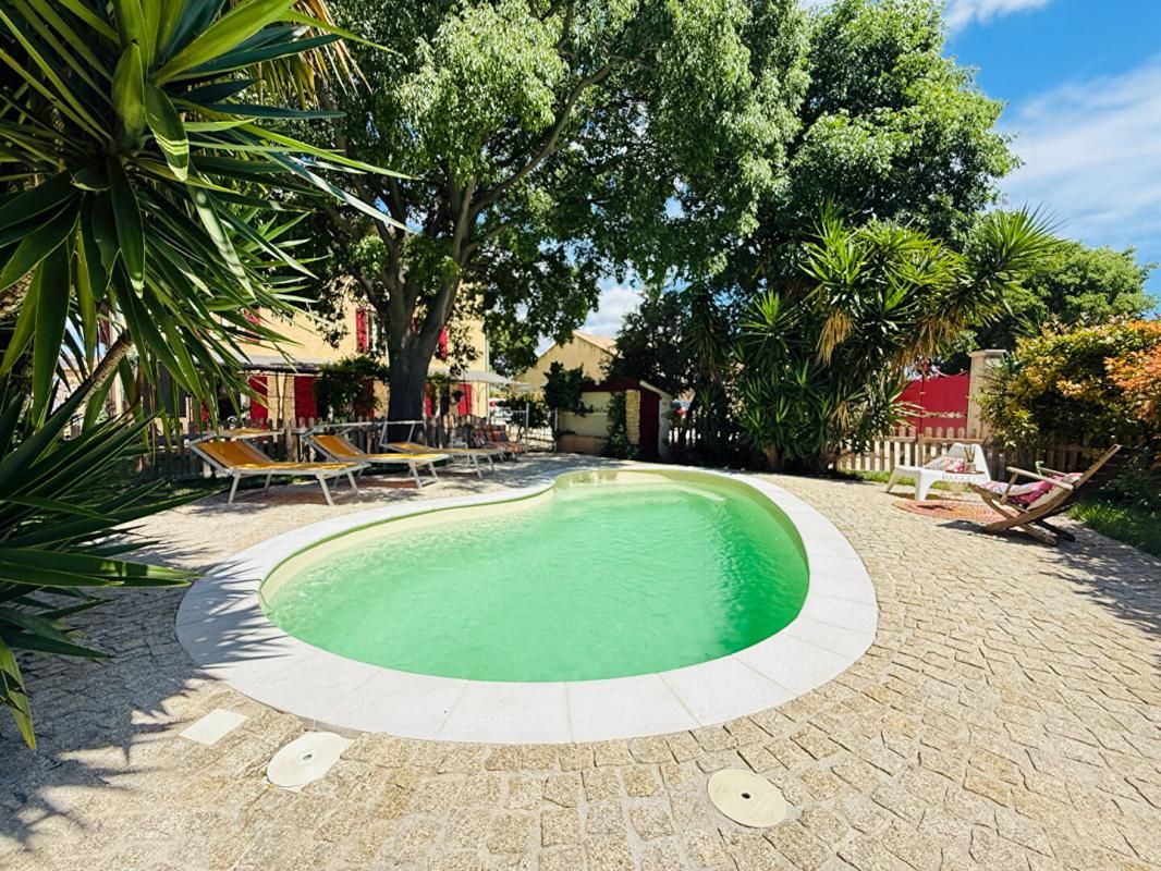 Bastide Solliès-Ville 343 m² avec piscine et jardin de 887m²