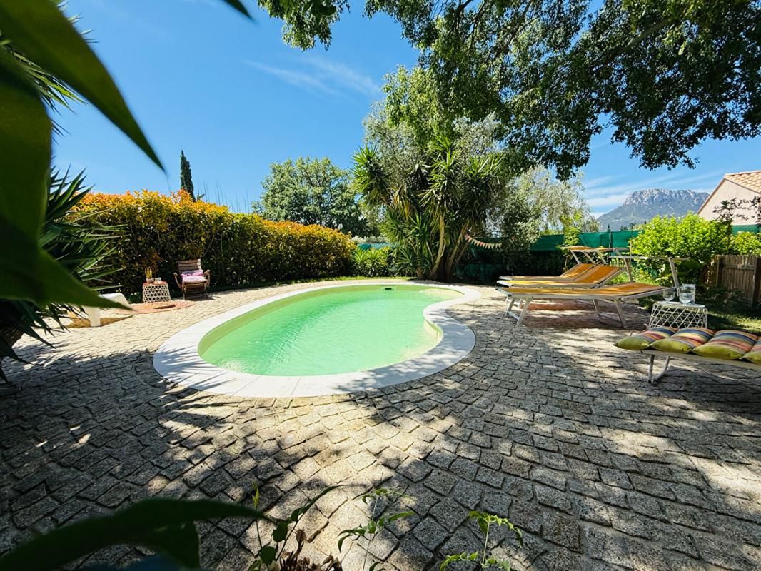 SOLLIES-VILLE Bastide Solliès-Ville 343 m² avec piscine et jardin de 887m² 2