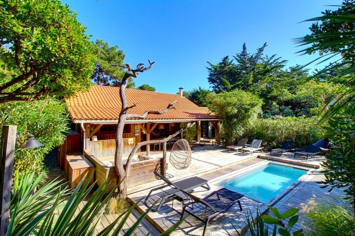 Maison de Charme à la Pointe du Cap Ferret, 5 Pièces, Piscine & Jardin