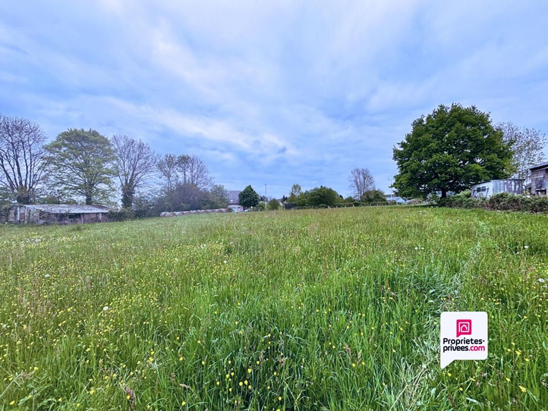 CHAPDES-BEAUFORT Terrain constructible à vendre Chapdes Beaufort 3293 m2 1