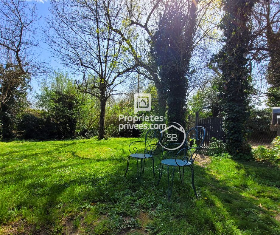 BERRIAS-ET-CASTELJAU Maison de village en pierre Berrias Et Casteljau 6 pièce(s) 104 m2 3
