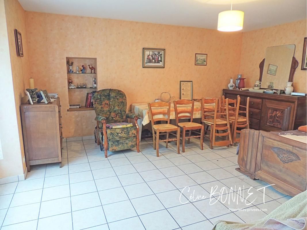 MOUZILLON Maison Mouzillon 7 pièces, 4 chambres, garage, dépendances, 132 m2 3