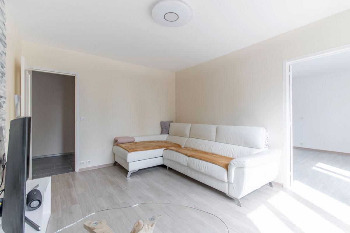 BRETIGNY-SUR-ORGE Appartement Bretigny Sur Orge 3 pièce(s) 62.02 m2 3