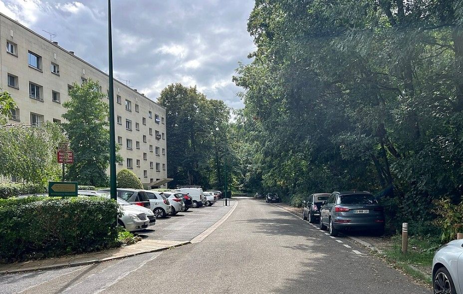 VILLE-D'AVRAY Appartement 1 pièce(s) 9.2 m2 1