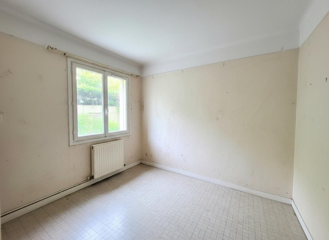 VILLE-D'AVRAY Appartement 1 pièce 9.2 m2 - Ville d'Avray 3