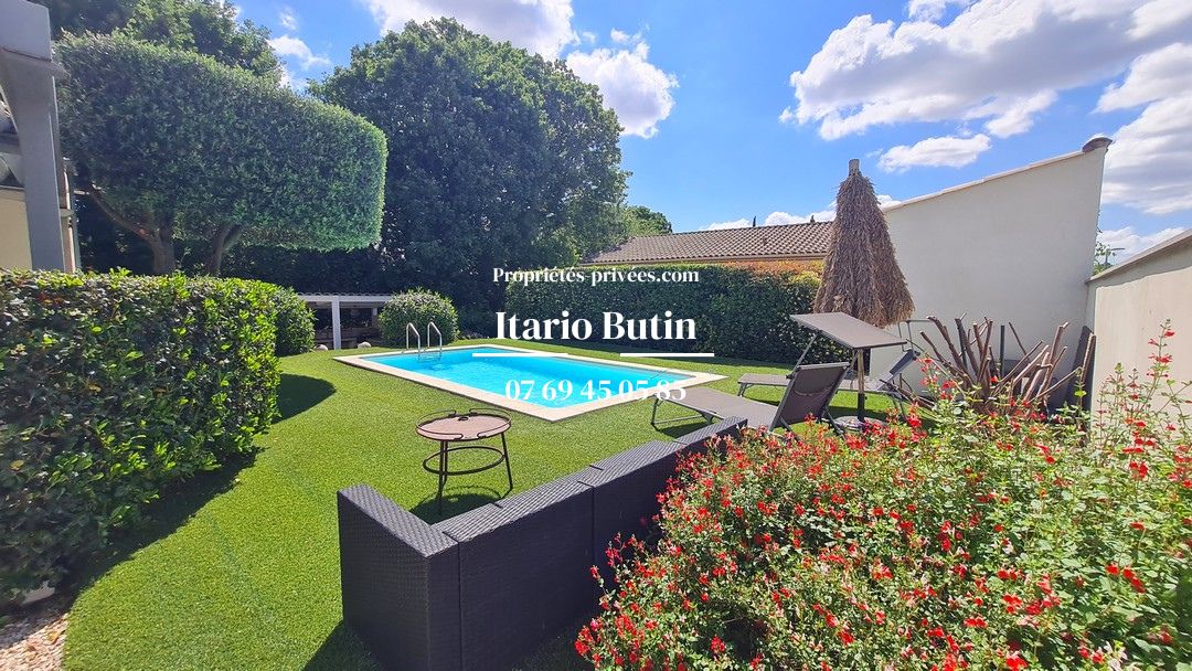 LIEURAN-LES-BEZIERS Villa de plain-pied avec piscine Type 5 , 149 m² 2