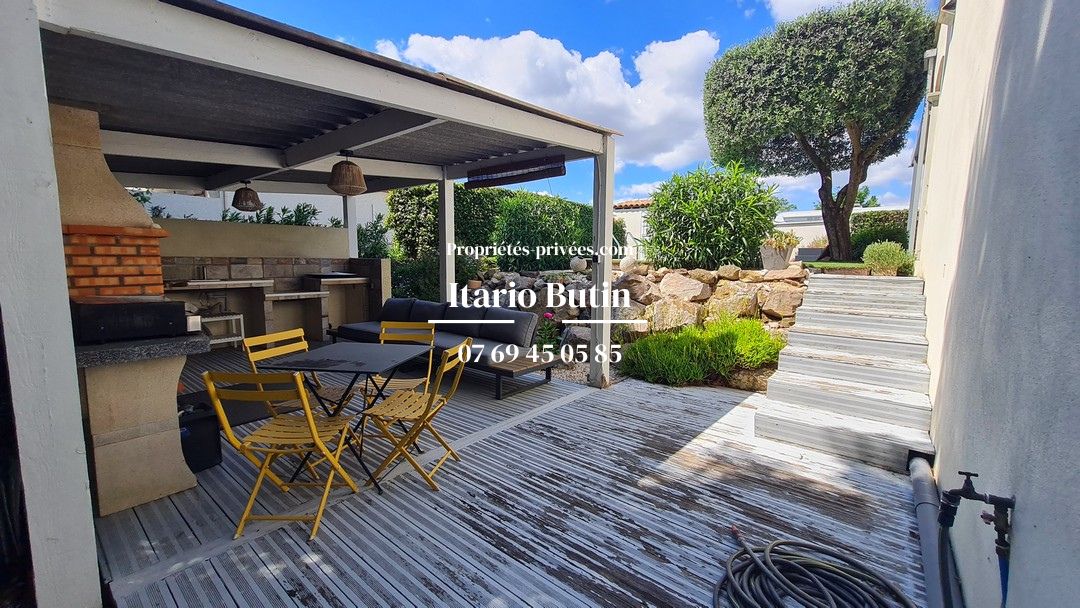 LIEURAN-LES-BEZIERS Villa de plain-pied avec piscine Type 5 , 149 m² 4
