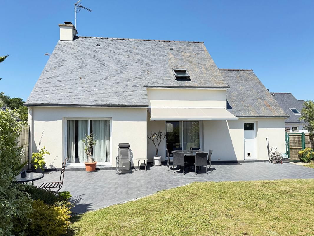 SAINT-PHILIBERT Maison 5 pièce(s) 90 m2 centre bourg St-Philibert 56470 1