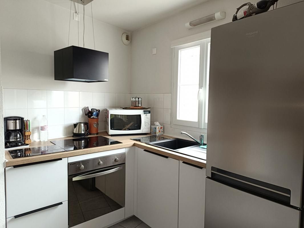 SAINT-GEORGES-DE-DIDONNE Appartement duplex type T2 centre ville 2