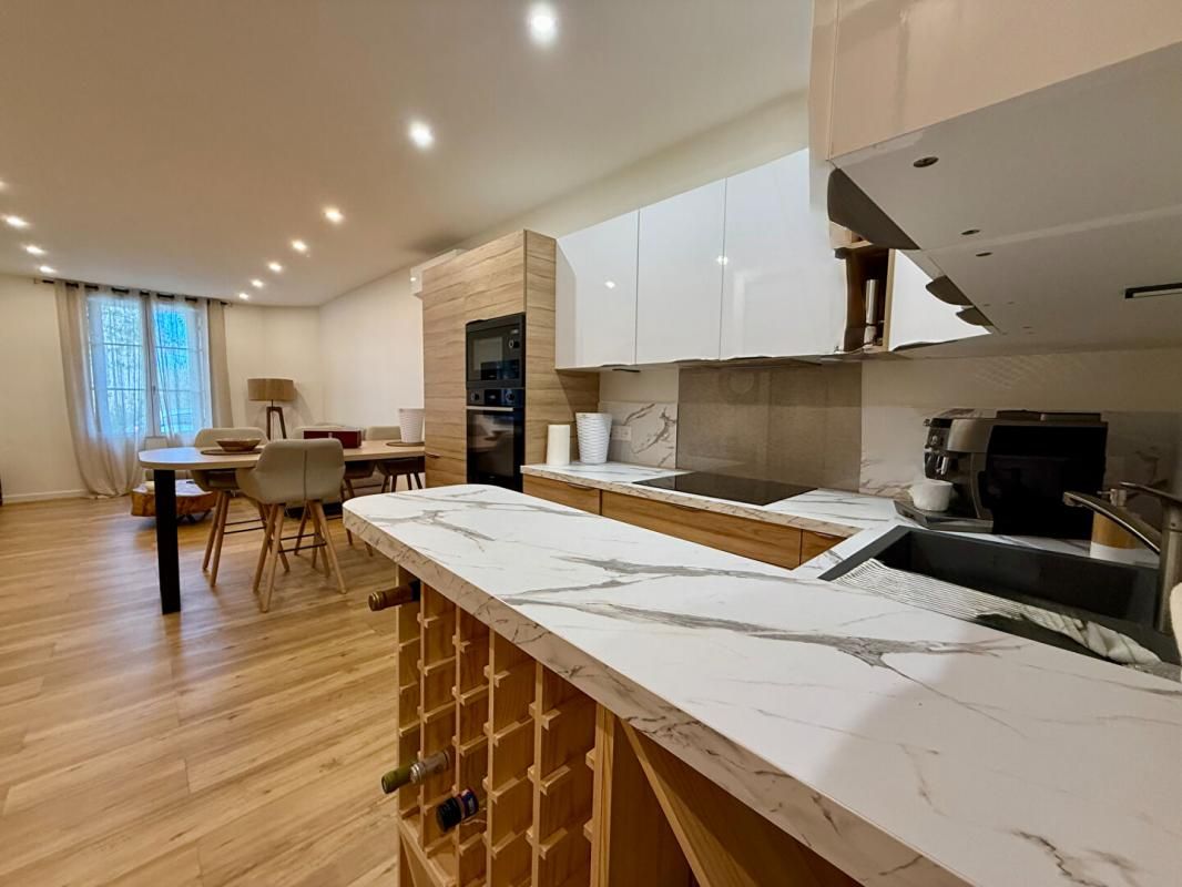 HYERES T2 46.5 m² entièrement rénové ! Centre de Hyères 3