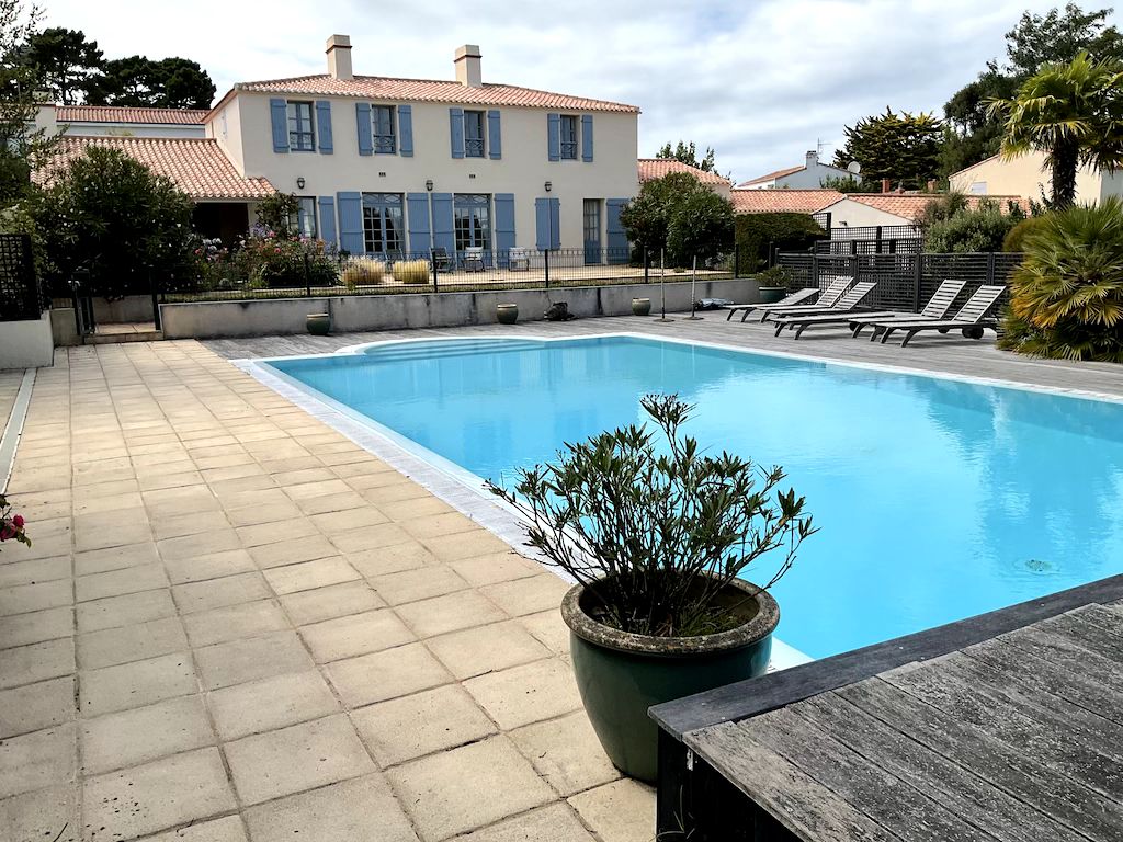 NOIRMOUTIER-EN-L'ILE Demeure de prestige Noirmoutier En L Ile 6 chambres piscine 404 m2 2
