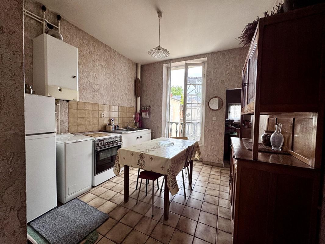 NEVERS Appartement 3 pièce(s) 91 m2 centre ville 3