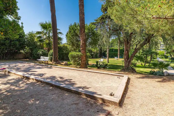 CANNES Appartement Cannes de type T1 bis plages du Midi 273 700 euros 4