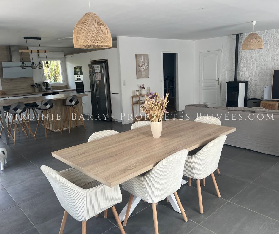 LUSSANT BELLE PROPRIETE T6 NON MITOYENNE SUR 2000 M² DE TERRAIN AVEC PISCINE 2