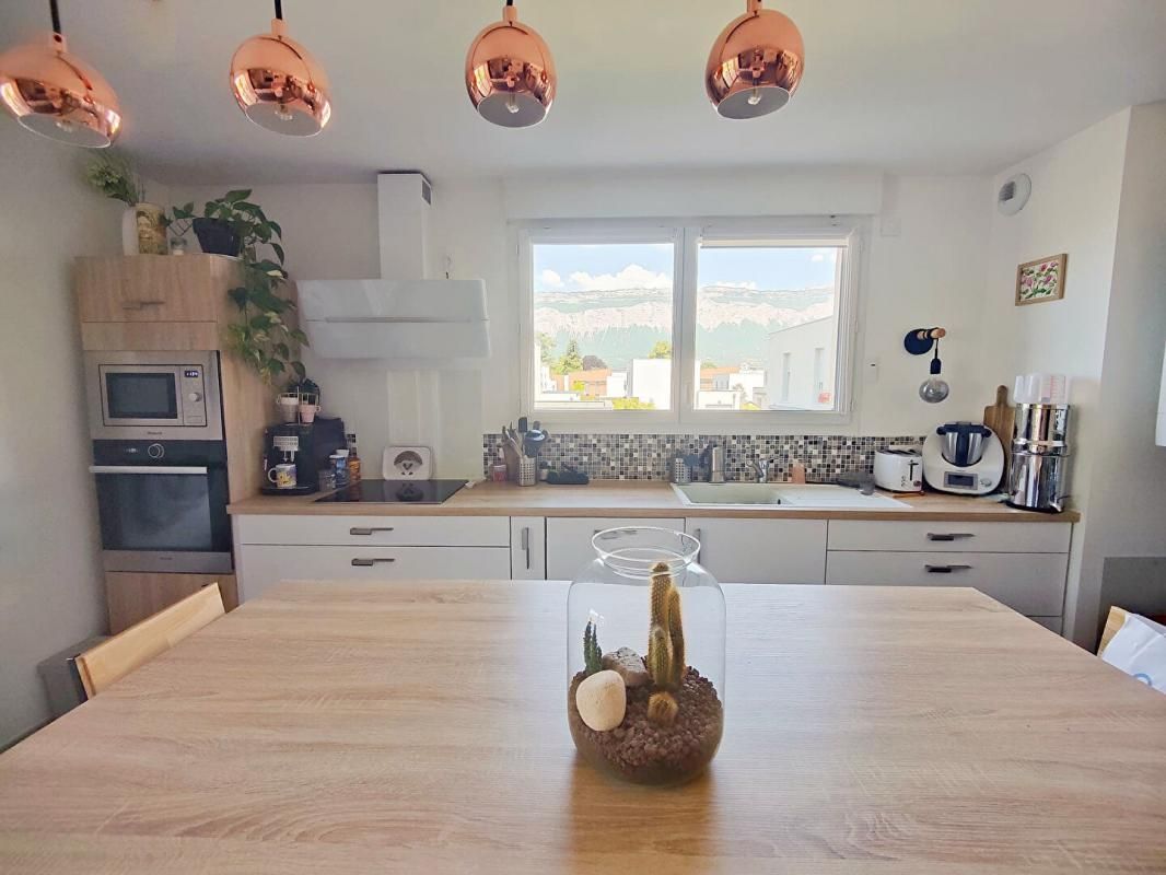 DOMENE Appartement Récent Domene 4 pièce(s) 3