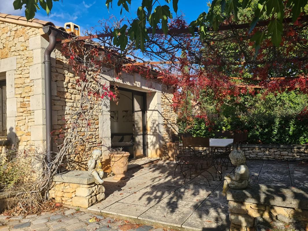 ROUSSILLON Villa 3 chambres avec jardin à Roussillon en Luberon 2