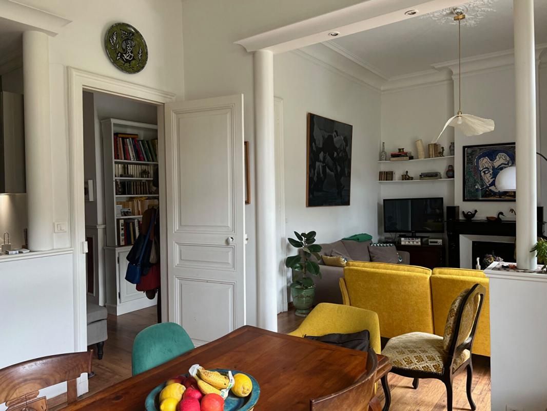 SETE Appartement haussmannien 4 pièce(s) 112 m2 3