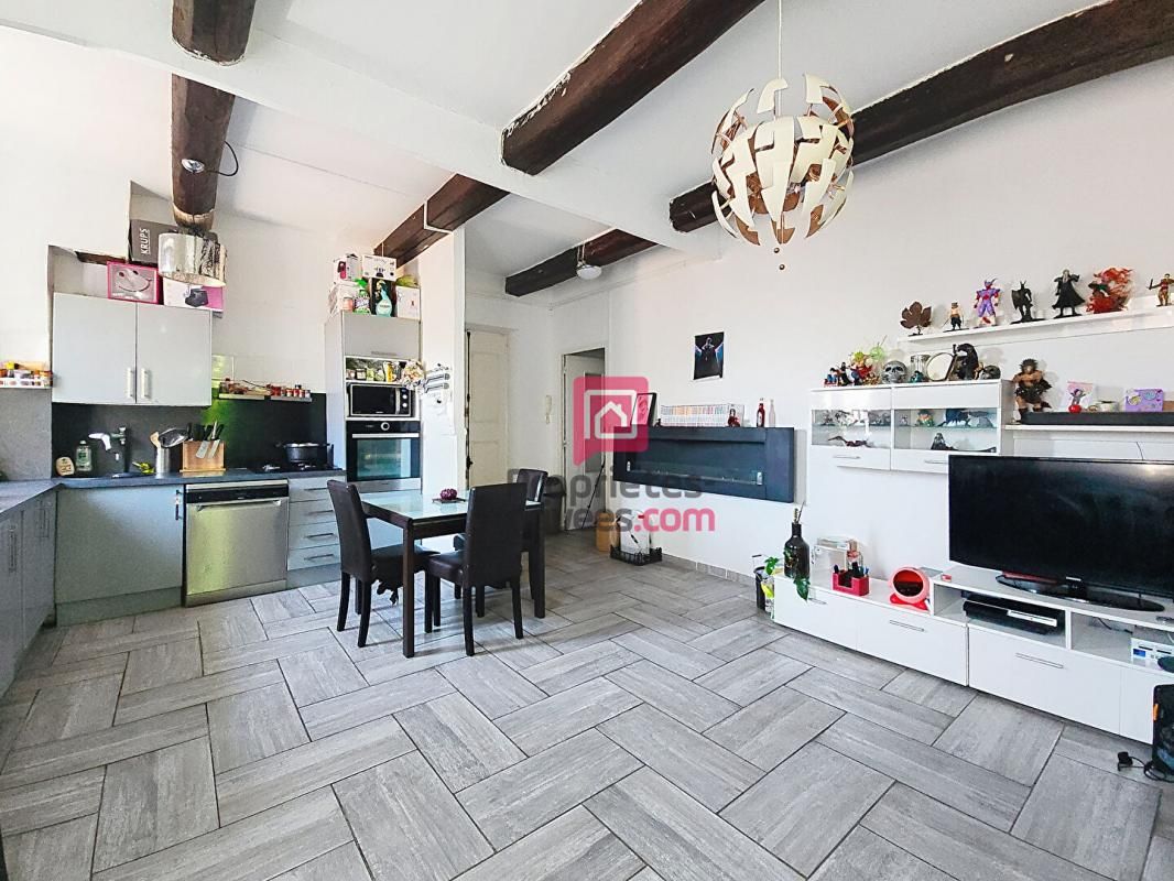 LE MUY Appartement Le Muy 3 pièces - 71 m2 1