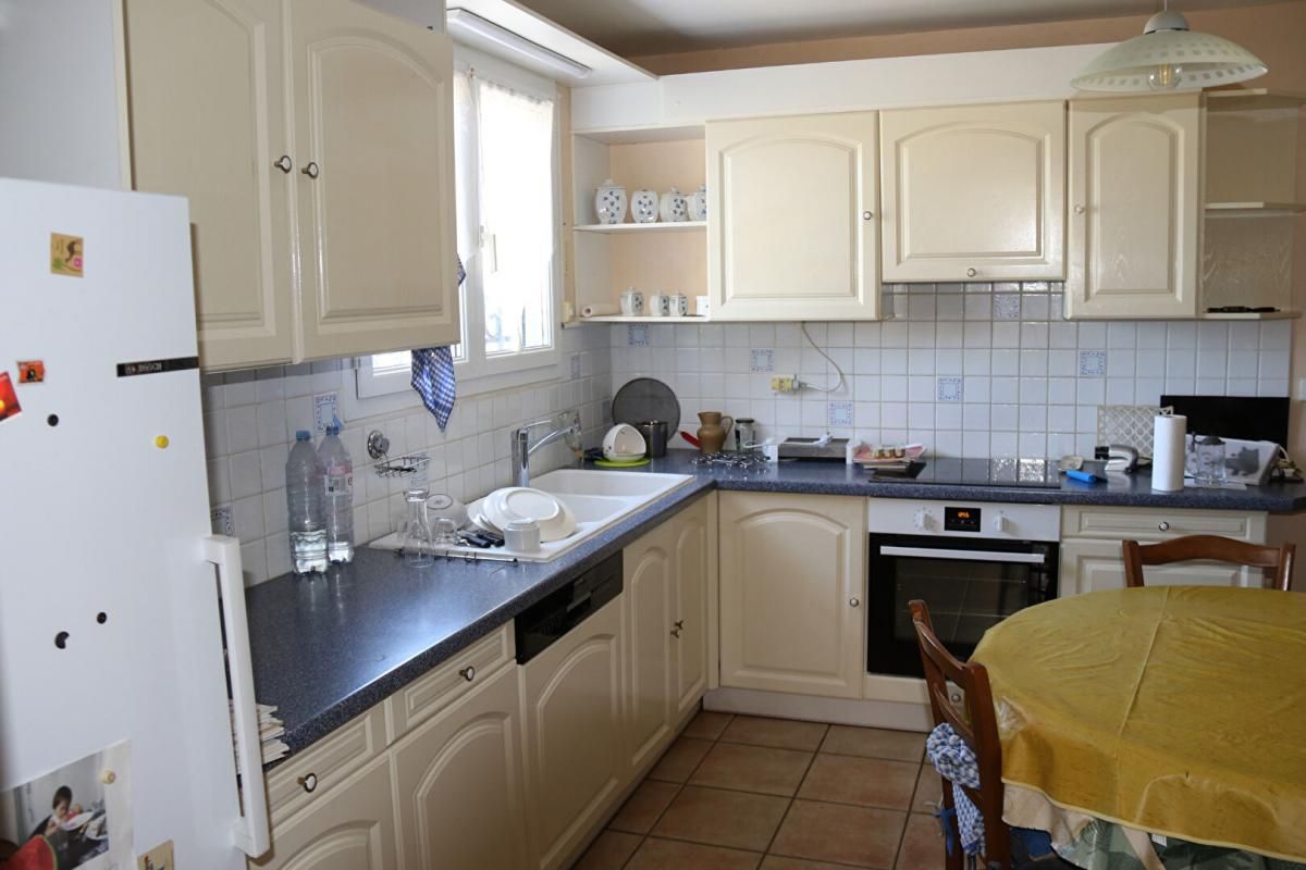 PéZENAS Villa Pezenas 4 pièce(s) 123 m2, sur parcelle de 510m², garage 4