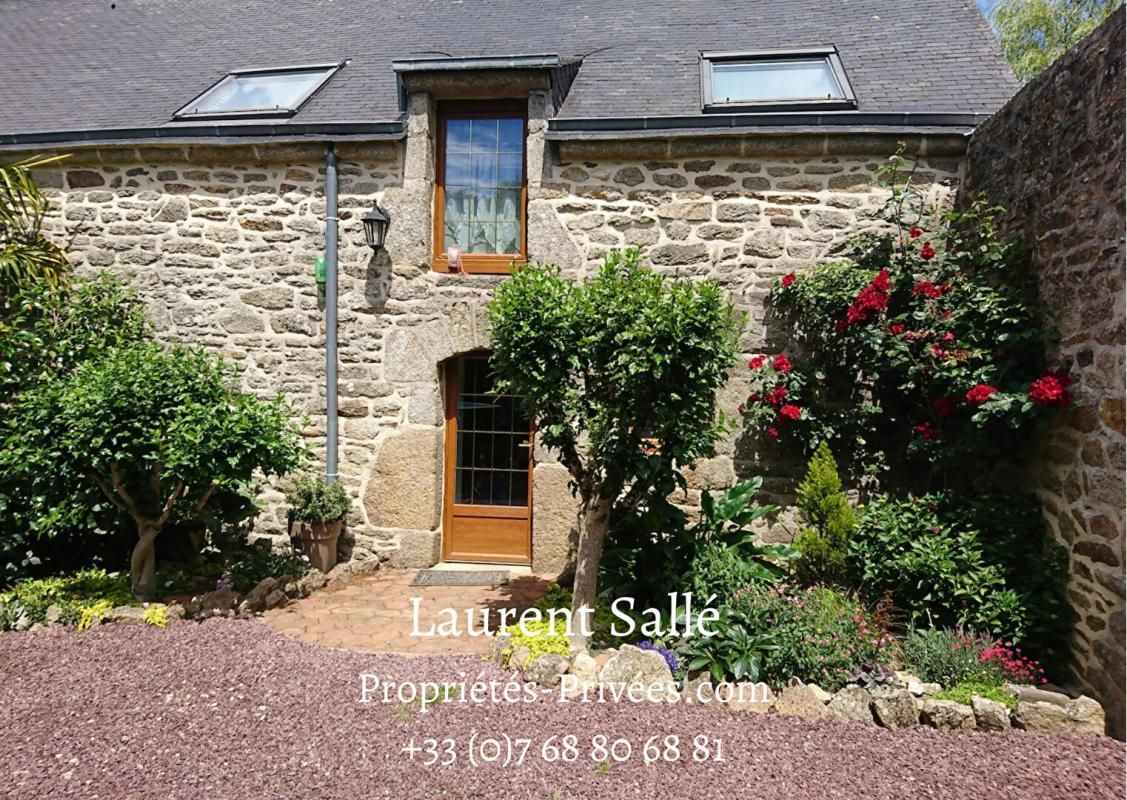 NOYAL-MUZILLAC Longère 290 m2 2
