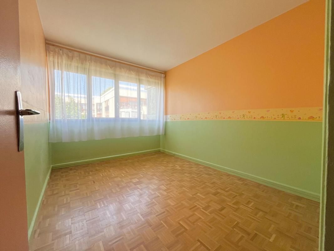 VERSAILLES Appartement 4 pièce(s) 2