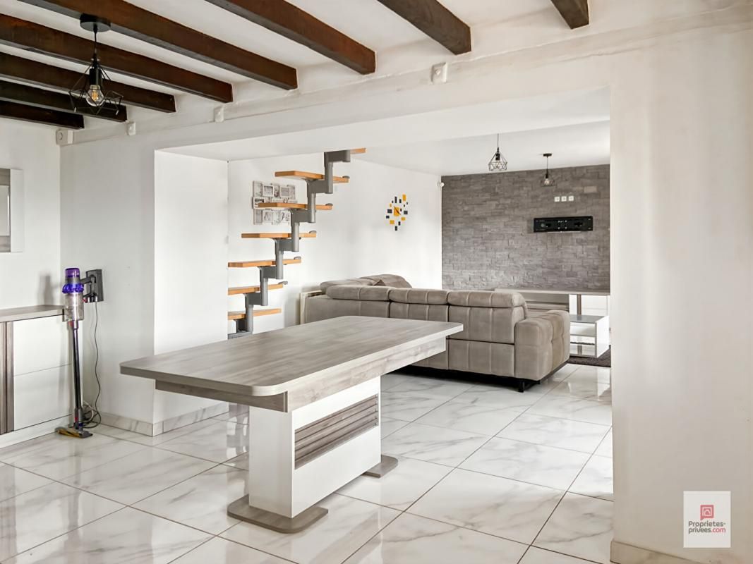 VION Maison Vion 4 pièce(s) 96 m2 4