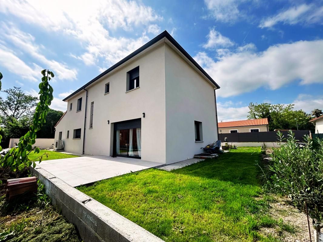 CASTELNAUDARY Maison Castelnaudary 5 pièce(s) 137 m2 4