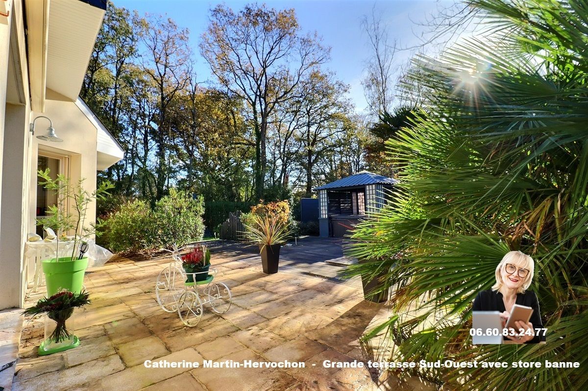 GUERANDE Maison 135m² hab/155 m2 au sol - 5 chambres - Ecrin de verdure - Garage et carport 2