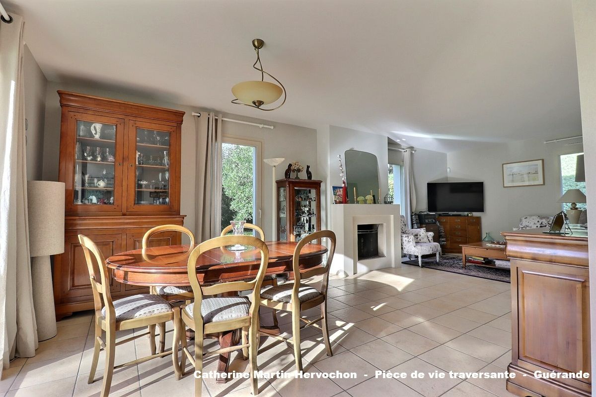 GUERANDE Maison 135m² hab/155 m2 au sol - 5 chambres - Ecrin de verdure - Garage et carport 3