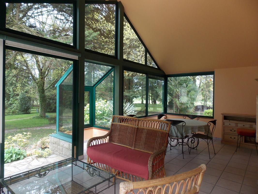 COMBOURG Maison Combourg 8 pièce(s) 230 m2 4