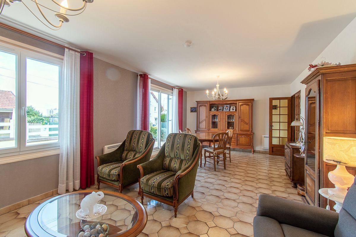 VIERZON Maison Vierzon 4 pièce(s) 99.2 m2 2