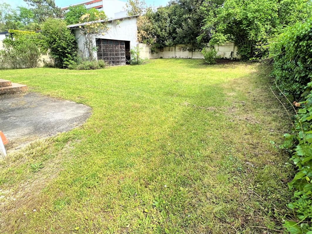 BORDEAUX Maison Bordeaux Caudéran 6 pièce(s) 228 m2 3