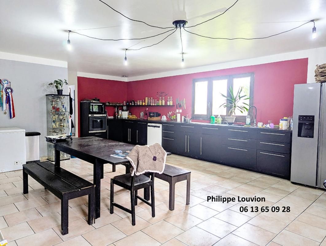 AILLAS Maison Aillas 8 pièce(s) 188 m2 4