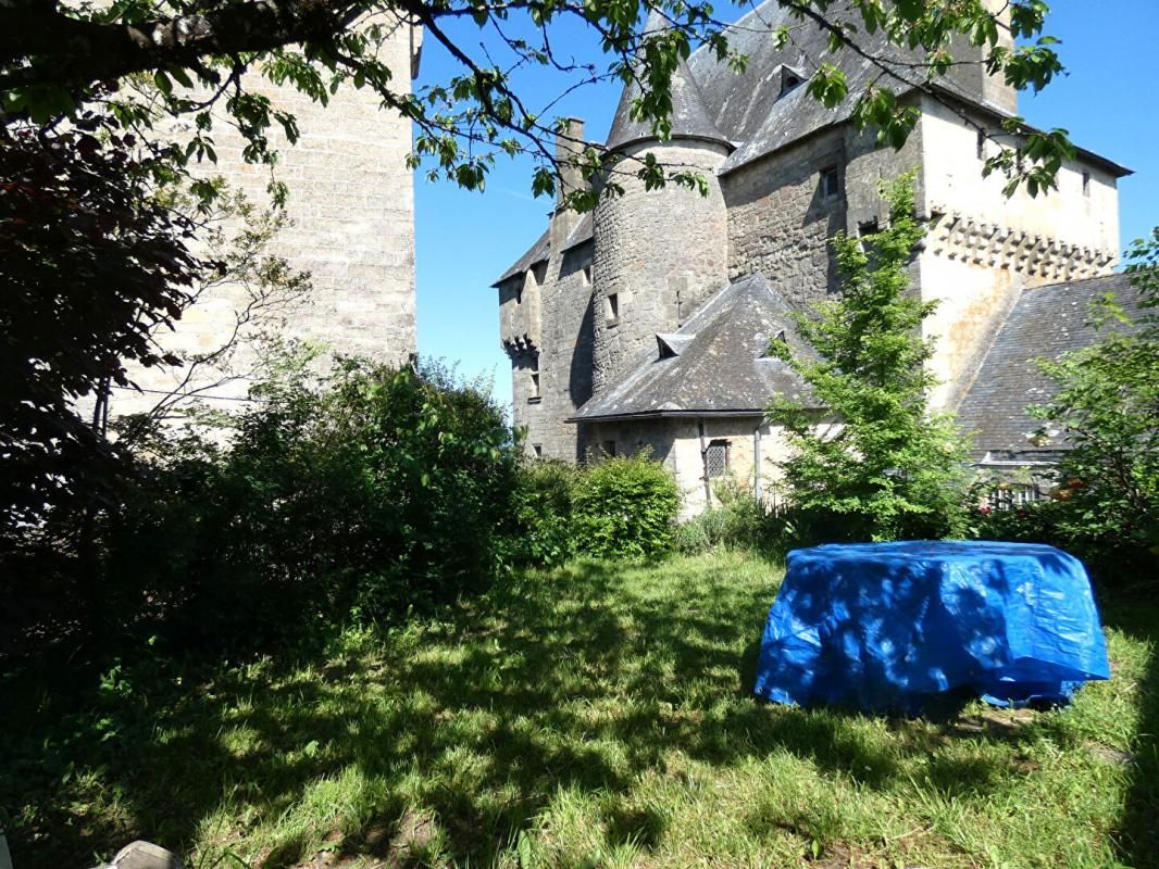 BADEFOLS-D'ANS Maison Badefols D Ans 154 m2 / 4 chambres / petit jardin / garage 2