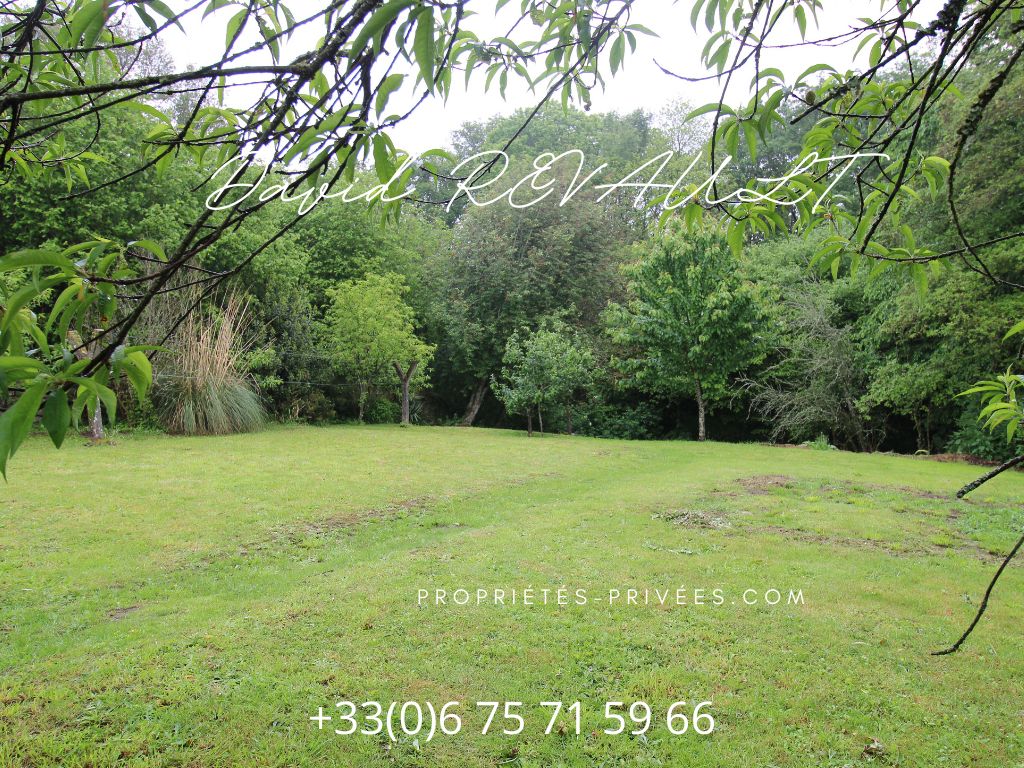 QUESTEMBERT Terrain viabilisé de 663 m² entre gare et bourg 3