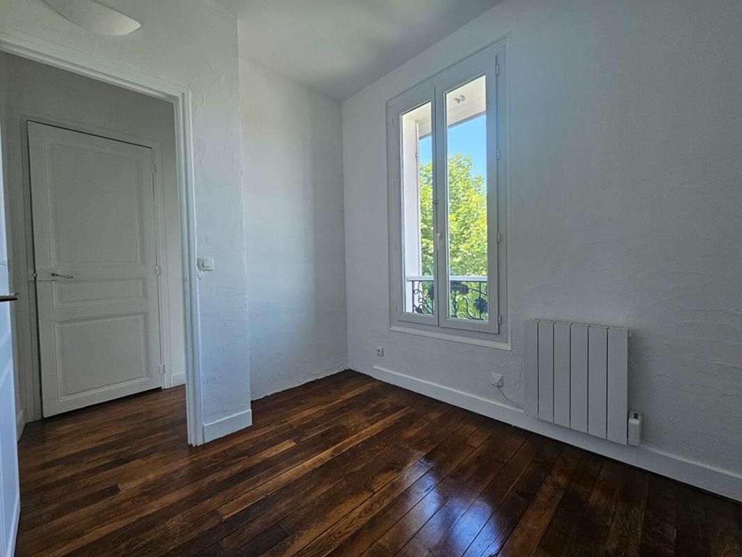 NOGENT-SUR-MARNE QUARTIER PLAISANCE- MAIRIE 4
