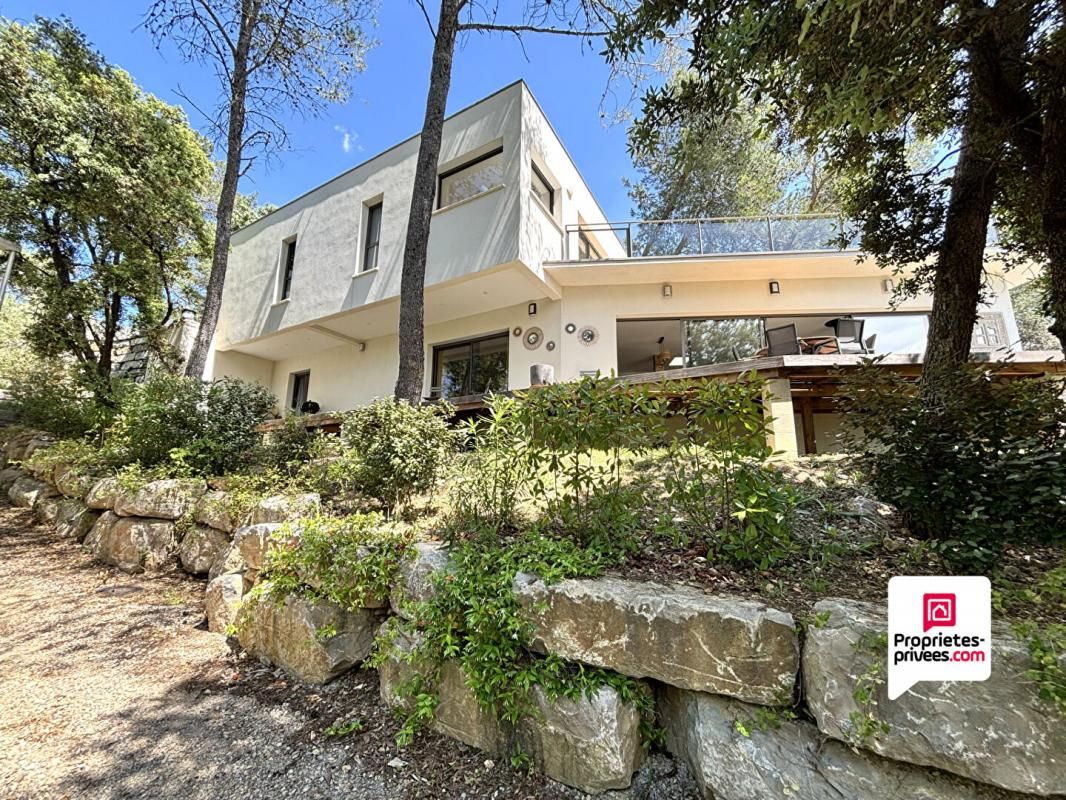 SAINT-MATHIEU-DE-TREVIERS Villa contemporaine de 150 m² à vendre à Saint Mathieu de Tréviers 3