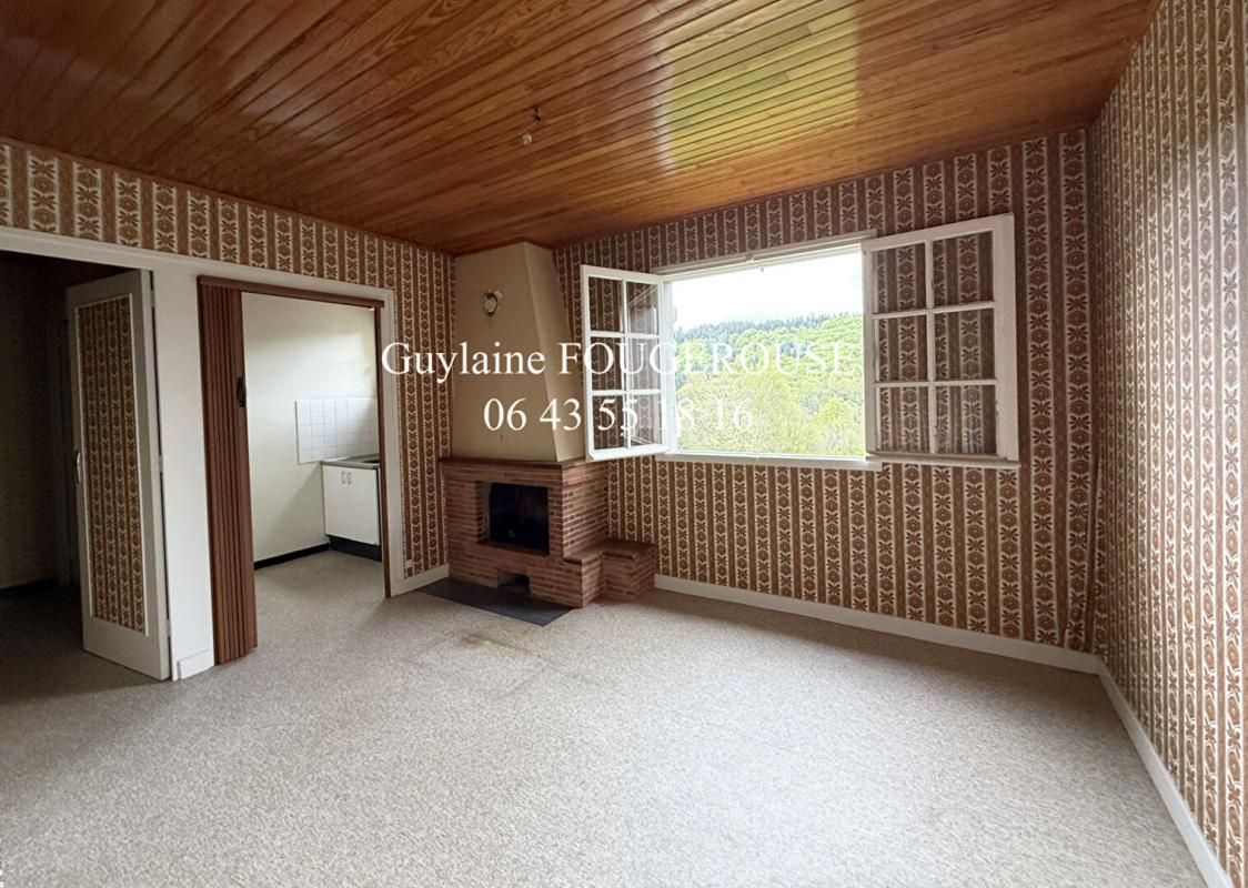 SAINT-ANTHEME Maison Saint Antheme 3 pièce(s) 40 m2 4